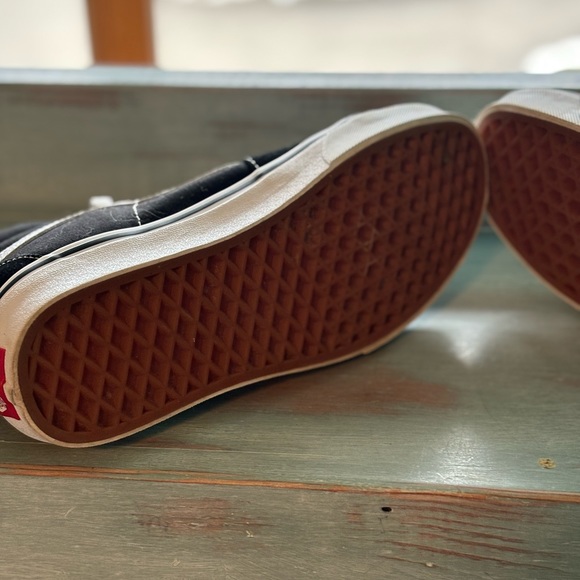 Women’s Vans suede hi tops - Picture 7 of 14